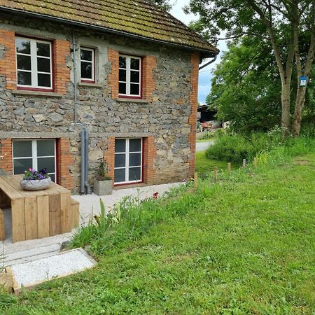 Appartamento Le Montaurier Combrailles Esterno foto